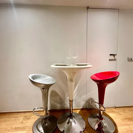 The Loft In Monti Апартаменты *