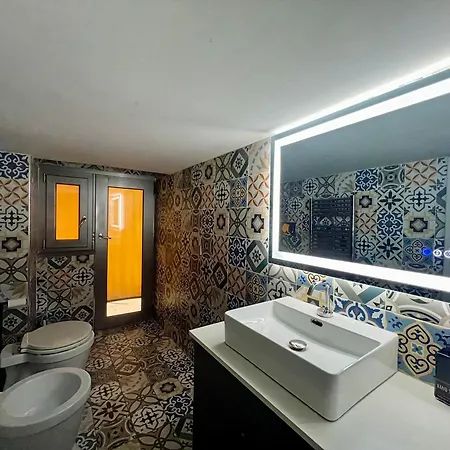 The Loft In Monti Апартаменты *
